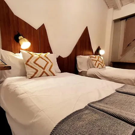 Pensjonat Casa De Koras *